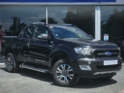 FORD RANGER 3.2 TDCI Pickup Super Cabine 4x4 200 cv Boîte auto - Attelage - Caméra De Recul - Régulateur Limiteur De Vitesse - Porte Suicide