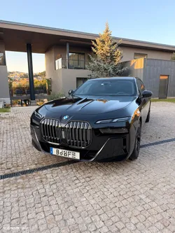 BMW 740 d xDrive Pack Desportivo M