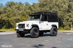 Land Rover Defender 90 S