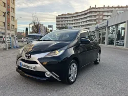 TOYOTA Aygo 1.0 VVT-i x-play Business
