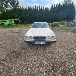 Jaguar xj6