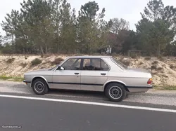 BMW 520 E28