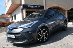 Toyota C-HR 1.8 Hybrid Square Collection