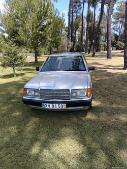 Mercedes-Benz 190 2.0 D