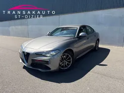 ALFA ROMEO GIULIA MY20 2.2 136 ch AT8 Super - CarPlay / Caméra de Recul / Distribution et révision OK -