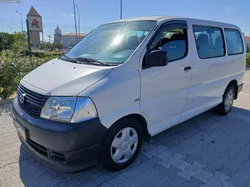 Toyota HiAce 2.5 D-4D Service 2.8T AC
