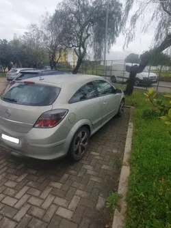 Opel Astra H GTC 1.9 CDTI