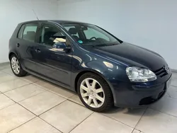 Volkswagen golf 1.4 75 cv superbe et idela jeune permis