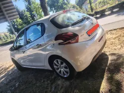 Peugeot 208 1.6.HDI 100cv 5 lugares