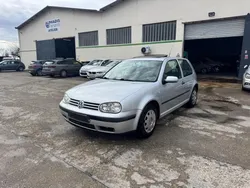 Volkswagen Golf 1.6I 100 BOITE AUTO