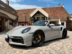 Porsche 911 type 992 Turbo S Cabriolet 650ch Pack Sport Design / Craie / 8.900 km