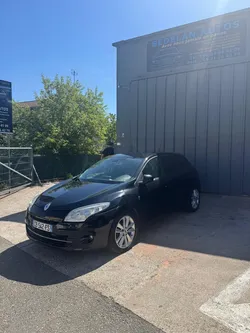 Renault MEGANE III 1.5 DCI boite automatique