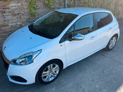 A SAISIR 208 1.2L 82CH. STYLE(vignette crit'air1)(radar de recul) suivi PEUGEOT