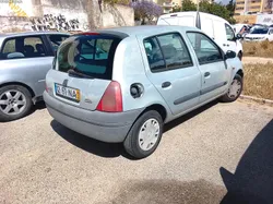 Renault Clio 1.2 Gasolina mecanica Impecável Ipo 03/2027