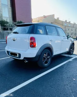 MINI Countryman One D