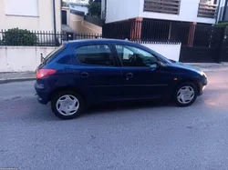 Peugeot 206 C/ Direcção Assistida + AC