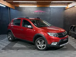 DACIA SANDERO Stepway 90 ch / SUIVI D'ENTRETIEN / CLIM / RÉGULATEUR / RADAR DE RECUL / ATTELAGE