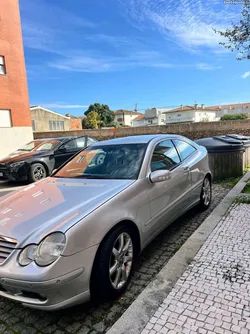 Mercedes-Benz C 220 CDI Coupe 143cv AMG NACIONAL