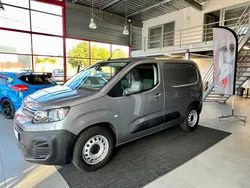 Citroen berlingo van 1,5 hdi 130 eat8 attelage gps android keyless regulateur limiteur apple carplay park pilot mode asphalt feux halogene excellent etat