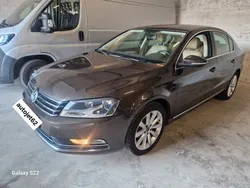 Volkswagen passat VII 1.6 TDI BLUEMOTION TECHNOLOGY CARAT ANNÉE 2013 143.000KMS
