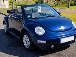 Volkswagen New Beetle Cabriolet 2.0 115ch – 128 000 km – Entretien suivi chaine de distribution