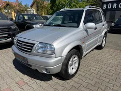 Suzuki Grand Vitara 5-TRG. 2.0 LIMITED - 128 ch 4X4 BVM ATTELAGE CLIMATISATION SIEGES CHAUFFANTS ...