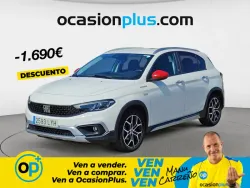 FIAT Tipo 1.5 Hybrid Cross DCT