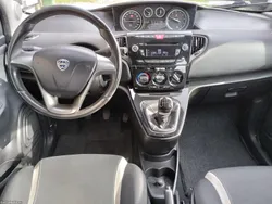 Lancia Ypsilon 1.2 S&S GOLD - 5 Portas - Nacional - 100.000kms - 1 Dono - C/ GARANTIA