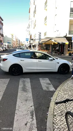 Tesla Model 3 RWD