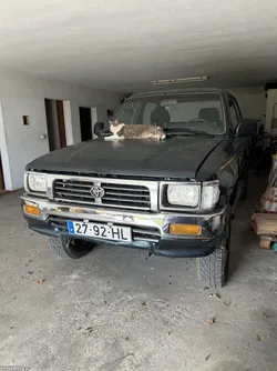 Toyota Hilux Tracker