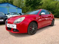 Alfa romeo giulietta 2.0l jtdm 170cv finition sportiva 205.900kms 03/2013 feux de jour a led régulateur de vitesse clim automatique siège cuir attelage