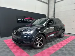 Volvo XC40 163 cv R Design 2WD / TOIT OUVRANT / CAMERA DE RECUL