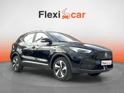 MG ZS EV 72.6 kWh Luxury OBC 11 KW