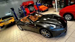 FERRARI CALIFORNIA 4.3 V8 460 cv ROSSO CORSA GARANTIE