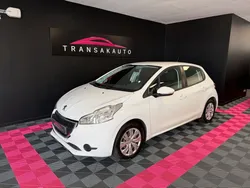 Peugeot 208 1.2 82 ch ACTIVE / KIT DISTRI NEUF / 2 EME MAIN