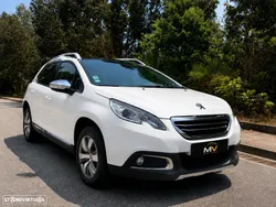 Peugeot 2008 1.2 PureTech Allure