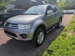 Mitsubishi L200 DOUBLE CABINE 2.5 TD 178 DBLE CAB INTENSE