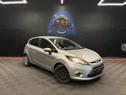 FORD FIESTA FORD VI 5 portes 1.4 TDCi 68 ch/ CLIMATISATION