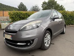 Renault Scénic PHIII Lounge DCI 130ch Bv6m. 7 places. GPS Clim auto Bluetooth. 110610 kms