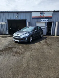 PEUGEOT 308 1.6 HDI 92 CH Clim