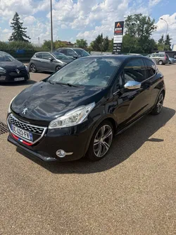 Peugeot 208 GTI 1.6 THP 200cv