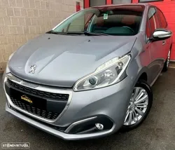Peugeot 208 1.2 PureTech Signature