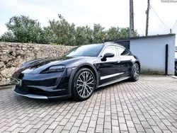 Porsche Taycan 4 Nacional