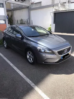 Volvo V40 D2