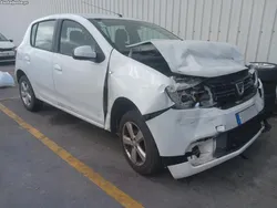 Dacia Sandero Confort TCe 90cv - SALVADO