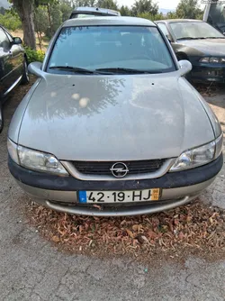Opel Vectra Sedan