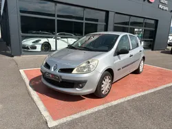 Renault Clio iii1.2 16v es 75ch clim Authentique 5p