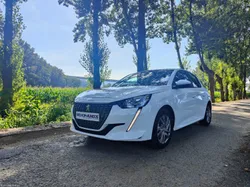Peugeot 208 1.2 PureTech Allure EAT8