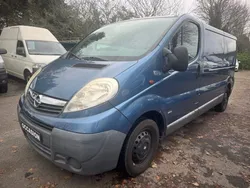 Opel Vivaro 2.0 cdti 115 cv L2h1 3 places