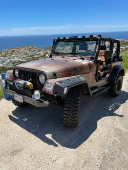 JEEP Wrangler 2.4 Sport Techo Lona